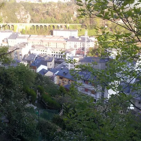 Casona El Gurugu فندق لواركا