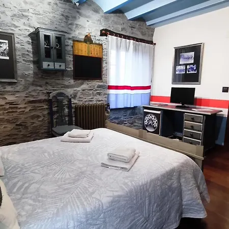 Casona El Gurugu 3* Luarca